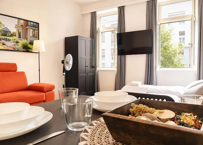 Modern & Cozy 1br For Long With Tv & Wifi Apartment